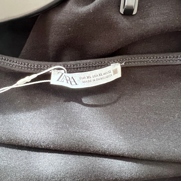 Black stretchy zara midi dress with long sleeves. Size XL - Picture 13 of 13